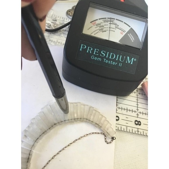 Silver and Jadeite Necklace - Picture 4 of 5